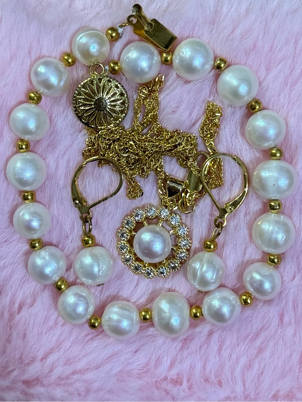 Natural White South Sea Cultured Pearl Necklace  Bracelet & Earrings Set